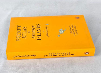 Judith Schalansky - Pocket ATLAS of REMOTE ISLANDS: Fifty Islands I Have Not Visited New Flexibound Pocket book